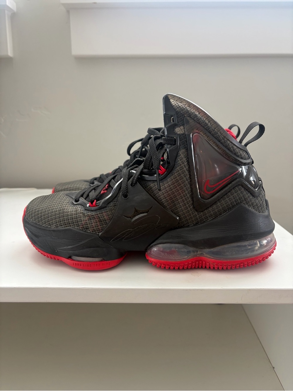Nike LeBron 19 Sneakers Bred Black Red Size 6Y | Women’s 7.5 Basketball Shoes